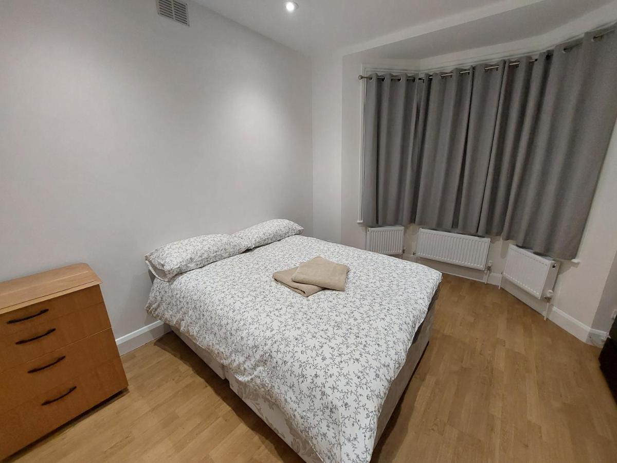 Cosy North Kensington Family Apartment For 4 Persons - Children Stay Free Лондон Экстерьер фото